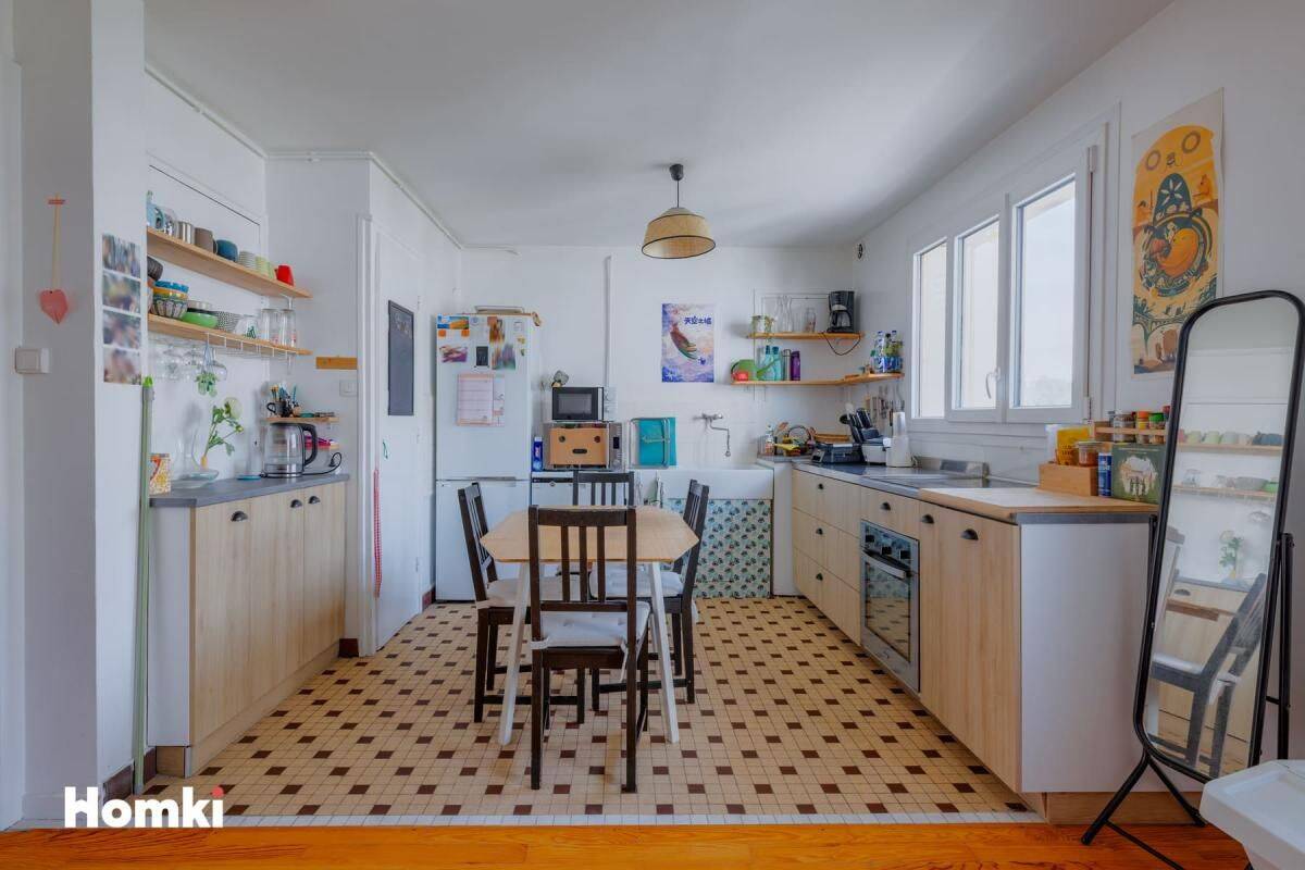 T3 (poss T4) de 68 m2 - Balcon - Cave - Gratte-Ciel — 5