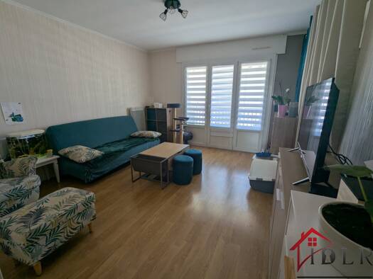 Appartement à vendre 108 000 € 4 pièces 2 chambres 77 m² 1er étage Gray 70100