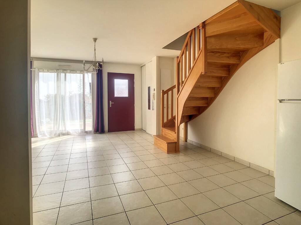 Maison à louer, 70m², MAREIL EN FRANCE