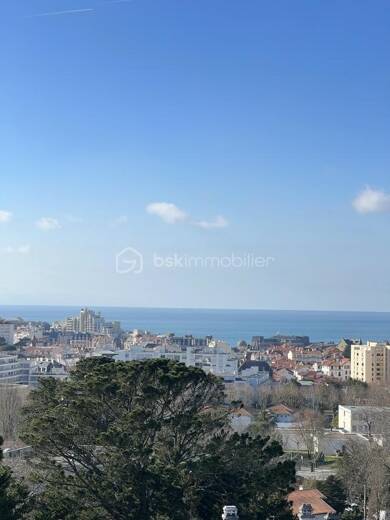 Appartement à vendre 625 000 € 5 pièces 3 chambres 91,7 m² Dernier étage, Étage 8/8 La Rochefoucauld-Aguilera Biarritz 64200