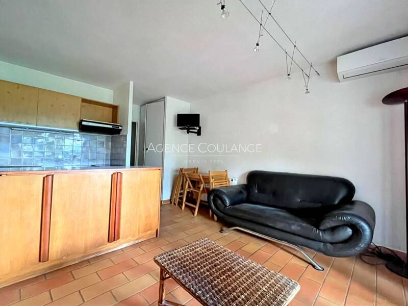 Maison à louer, 28m², SAINT CYR SUR MER