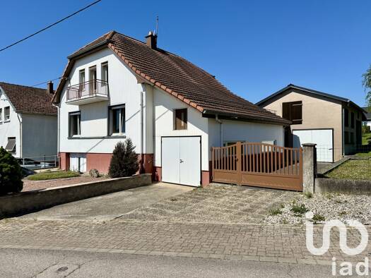 Maison à vendre 140 000 € 4 pièces 2 chambres 93 m² Sarraltroff 57400