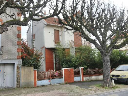 Maison à vendre 299 000 € 3 pièces 2 chambres 73 m² 200 m² de terrain La Justice Rosny-sous-Bois 93110