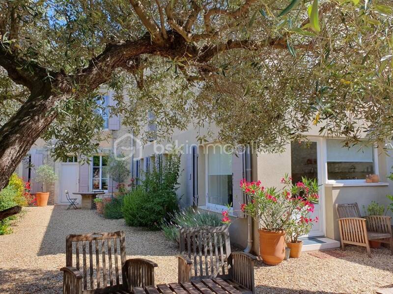 Maison à vendre, 260m², MOURIES