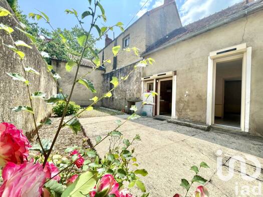 Maison de ville à vendre 54 000 € 4 pièces 2 chambres 60 m² Le Blanc 36300