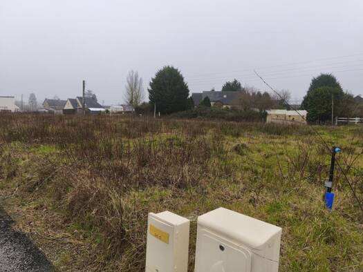 Terrain à vendre 99 000 € 784 m² de terrain Saint-Thual 35190