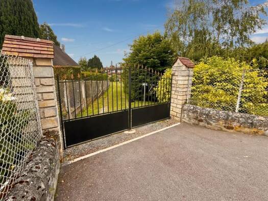 Maison à vendre 362 000 € 8 pièces 6 chambres 313 m² 5 557 m² de terrain Trucy 02860
