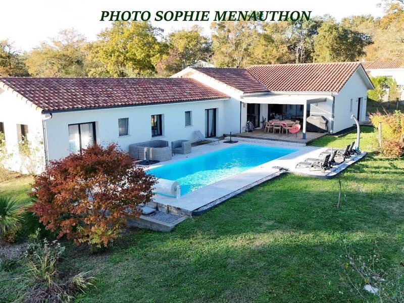 Maison à vendre, 197m², PEYREHORADE