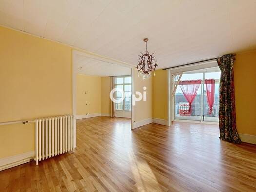 Appartement à vendre 89 000 € 4 pièces 2 chambres 110 m² Étage 3/3 Dienat-Forges Montluçon 03100