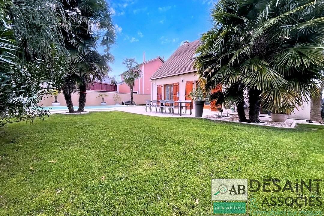 Maison à vendre, 136m², VILLIERS SUR MORIN