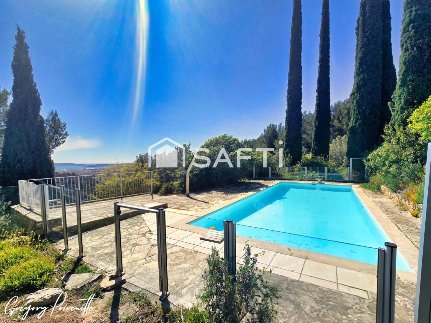 Maison à vendre, 265m², LE REVEST LES EAUX