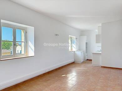Appartement à louer 850 € 2 pièces 1 chambre 53 m² 1er étage Berre l Etang 13130