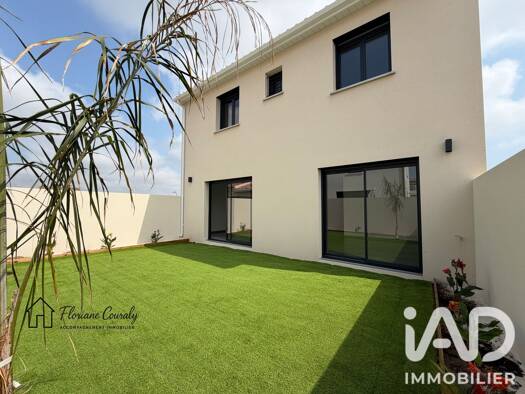 Maison à vendre 329 000 € 5 pièces 4 chambres 113 m² 207 m² de terrain Peripherie Vias 34450