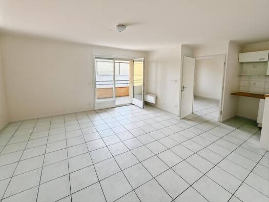 Appartement à vendre 75 000 € 2 pièces 1 chambre 37,5 m² École Édouart Herriot-École maternelle Rodrigues Agen 47000