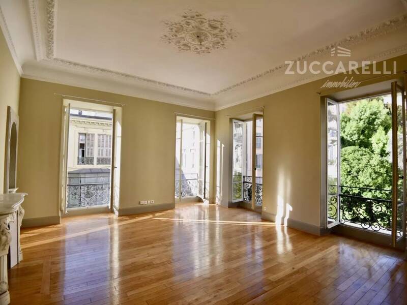 Maison à louer, 158m², NICE