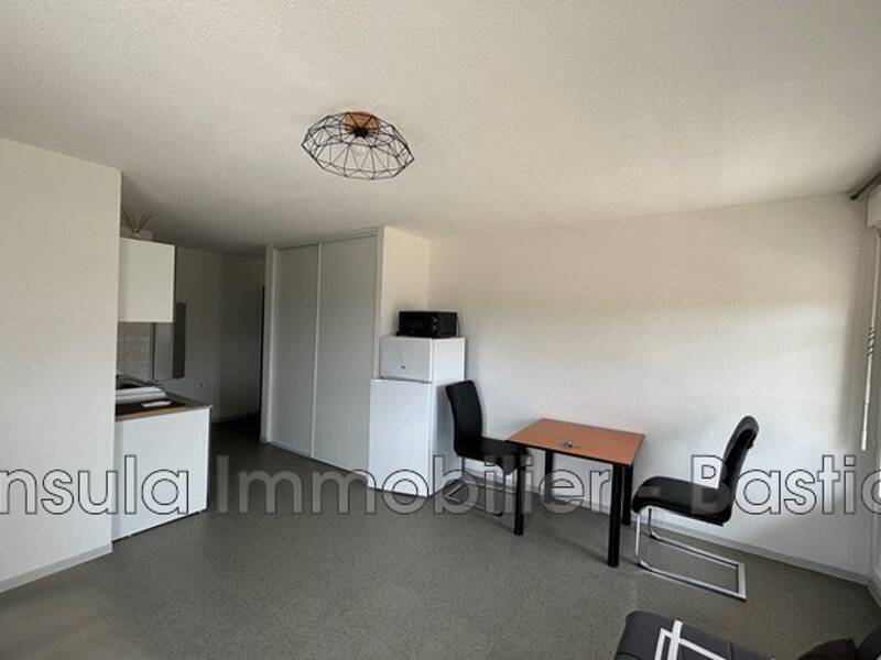 Maison à louer, 24m², CORTE