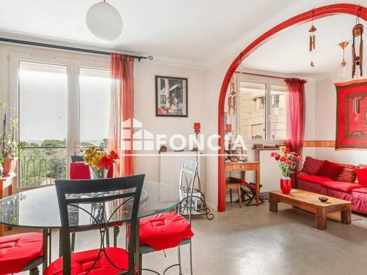 Appartement en viager 47 000 € 3 pièces 2 chambres 64,8 m² Étage 7/9 Du Guesclin Béziers 34500