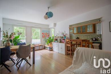 Appartement à vendre 275 000 € 4 pièces 3 chambres 84 m² RDC/4 Centre Avon 77210