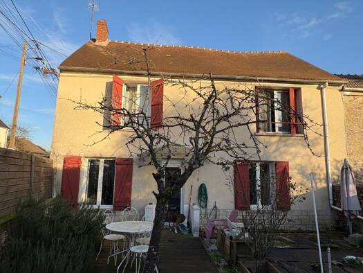 Maison à vendre 249 900 € 4 pièces 3 chambres 126 m² 204 m² de terrain Boissy-le-Châtel 77169