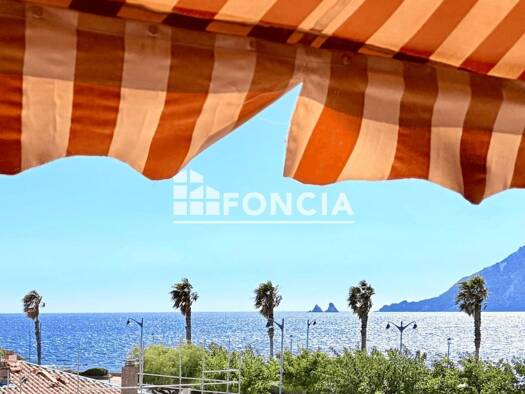 Appartement à vendre 242 000 € 2 pièces 1 chambre 52 m² Étage 2/3 Pin Rolland-Maregau Saint-Mandrier-sur-Mer 83430