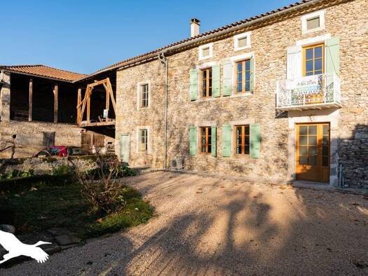 Maison à vendre 262 000 € 5 pièces 4 chambres 243 m² 650 m² de terrain La Bastide-du-Salat 09160