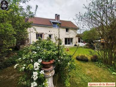 Maison à vendre 170 300 € 4 pièces 2 chambres 111 m² 769 m² de terrain Provins 77160