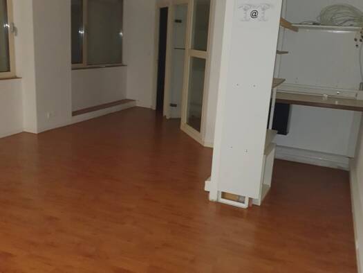 Boutique à louer 555 € 49,9 m² de surface de vente Hauterives 26390