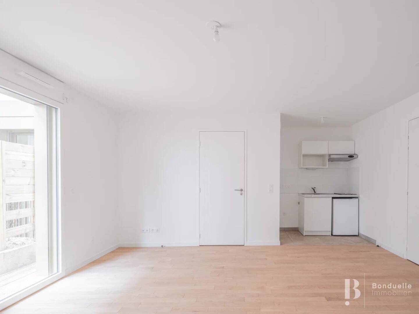 Maison à louer, 32m², COURBEVOIE