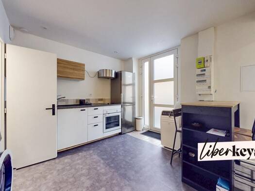 Duplex à vendre 190 000 € 2 pièces 2 chambres 35,87 m² RDC/5 Jean Macé Lyon 7ème arrondissement 69007