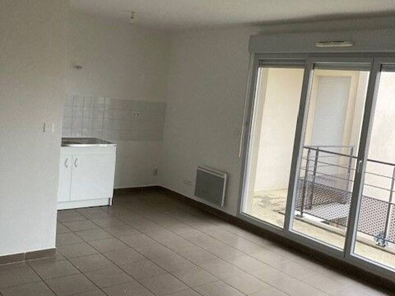 Maison à louer, 74m², GREZIEU LA VARENNE