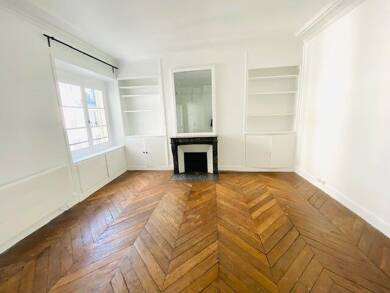 Appartement à louer 1 780 € 1 pièce 47 m² Étage 3/5 Saint Germain des Prés Paris 6ème 75006