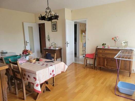 Appartement à vendre 50 000 € 4 pièces 2 chambres 80 m² Étage 4/10 Europe-Remicourt Saint-Quentin 02100