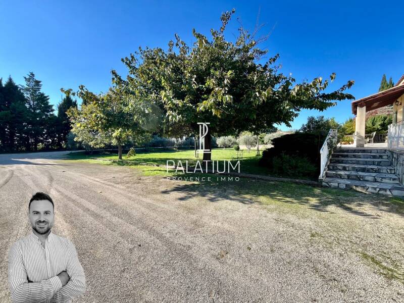 Maison à vendre, 150m², EYGUIERES