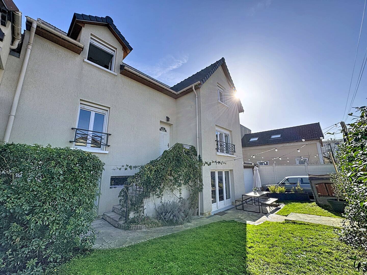 Maison à vendre, 100m², SAINT MAUR DES FOSSES