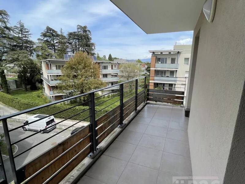 Maison à louer, 24m², GIERES