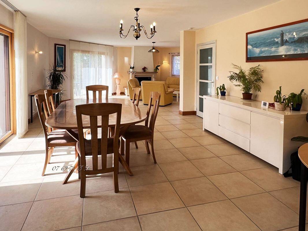 Maison à vendre, 198m², SAINT LUNAIRE