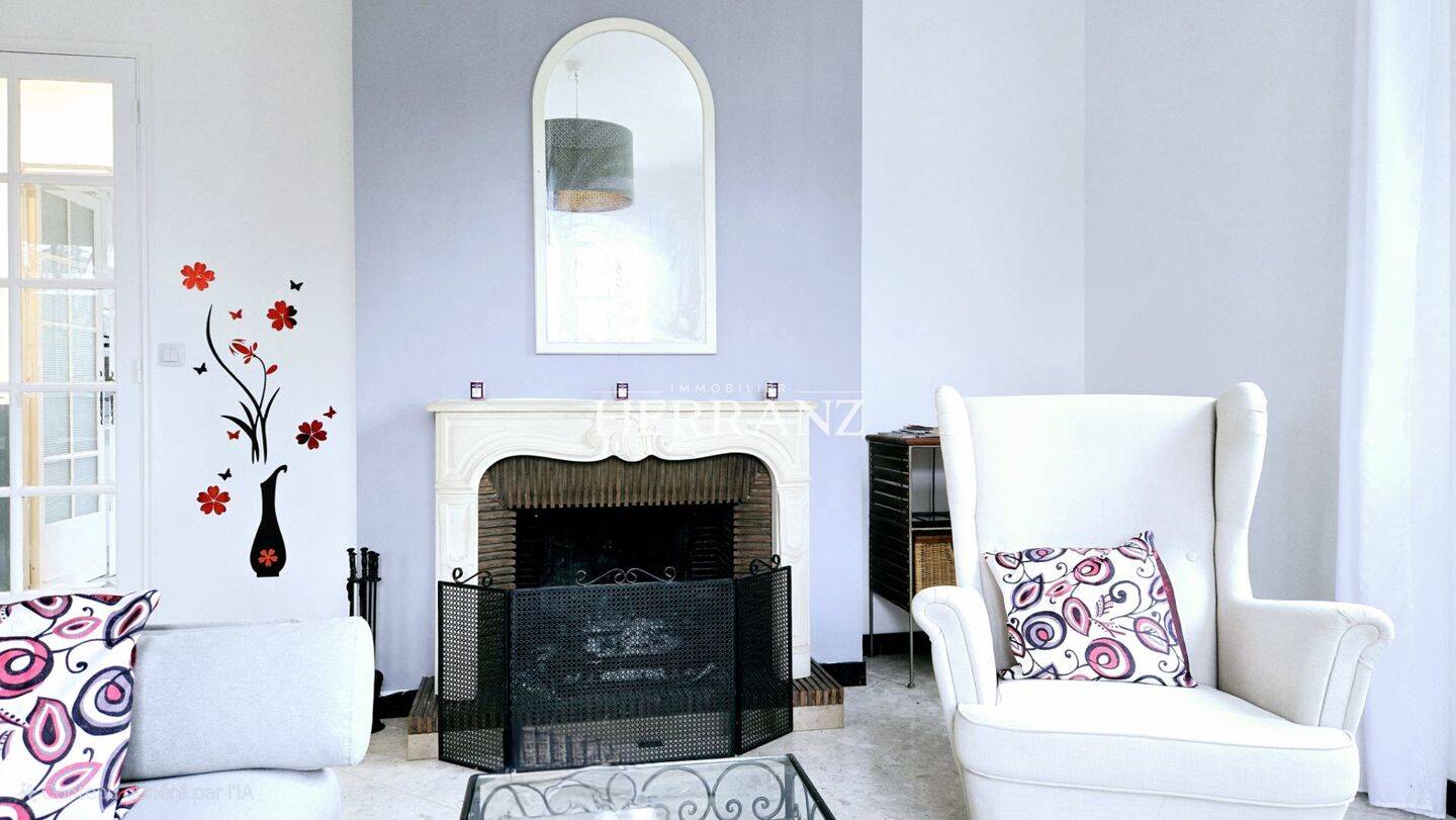 Maison à vendre, 175m², PORT SAINTE FOY ET PONCHAPT