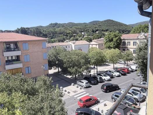 Appartement à vendre 19 900 € 1 pièce 24 m² Étage 3/3 Centre Ville Lodève 34700