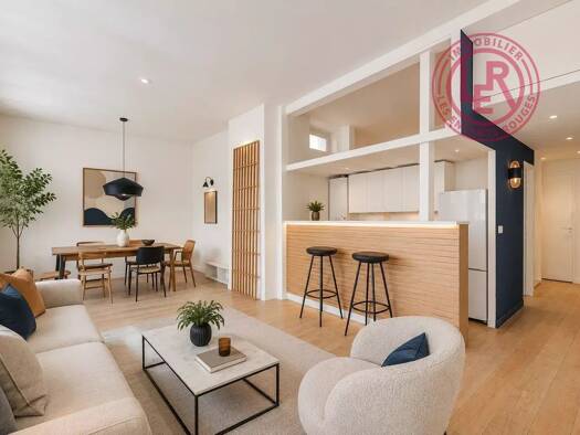 Appartement à vendre 650 000 € 2 pièces 1 chambre 53 m² Étage 3/4 Arsenal Paris 4ème arrondissement 75004