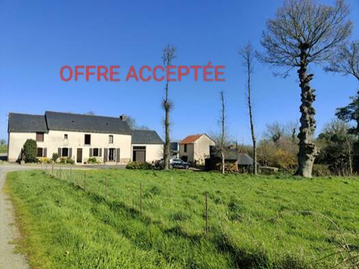 Maison à vendre 234 500 € 4 pièces 2 chambres 75 m² 8 000 m² de terrain La Baussaine 35190