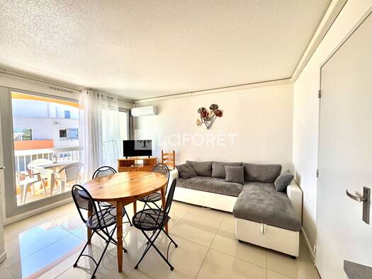 Appartement à vendre 165 000 € 2 pièces 1 chambre 37 m² Étage 2/2 Zone Port Saint-Cyprien 66750