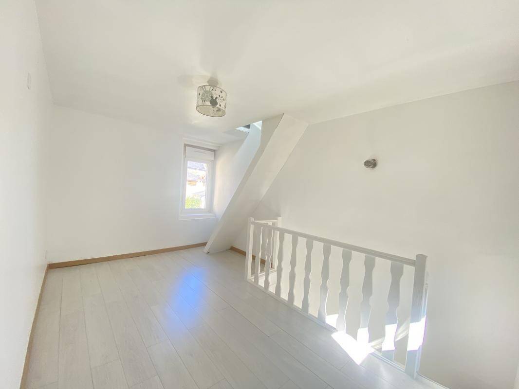 Maison à vendre, 26m², MONTREUIL SUR ILLE