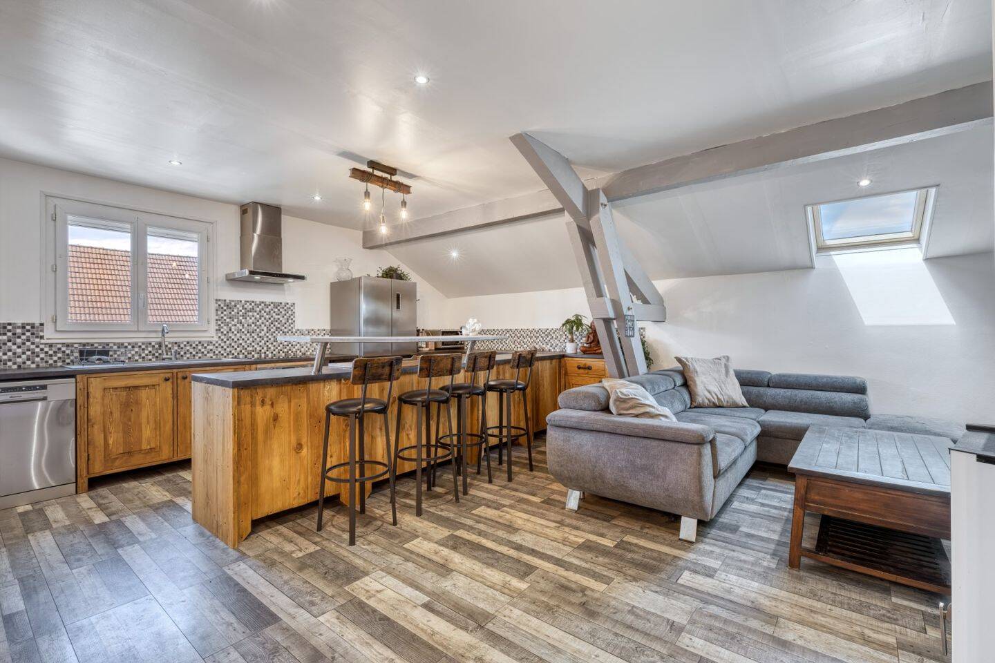 Maison à vendre, 87m², VALLIERES