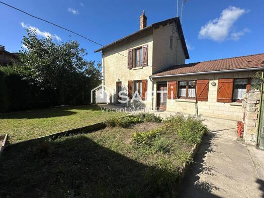 Maison à vendre 168 000 € 3 pièces 2 chambres 67 m² 248 m² de terrain Saint-Maximin 60740