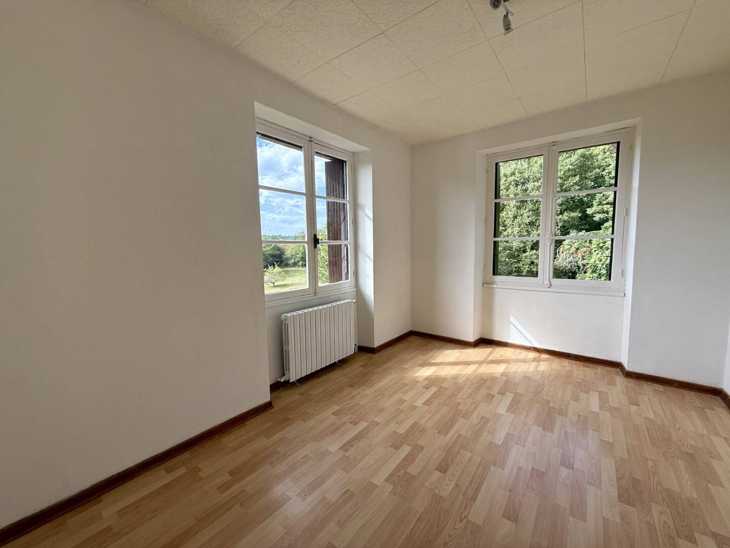 Maison à vendre, 230m², MARCILLAC SAINT QUENTIN