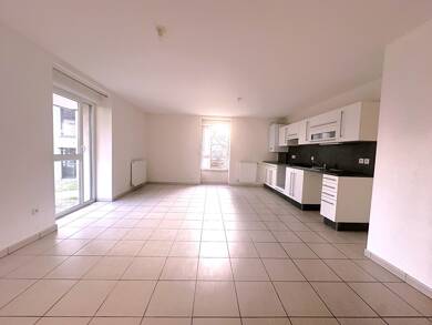 Appartement à vendre 319 000 € 4 pièces 3 chambres 86 m² RDC/2 Fragnes-Village-Brocey-Croix des Ayes Crolles 38920