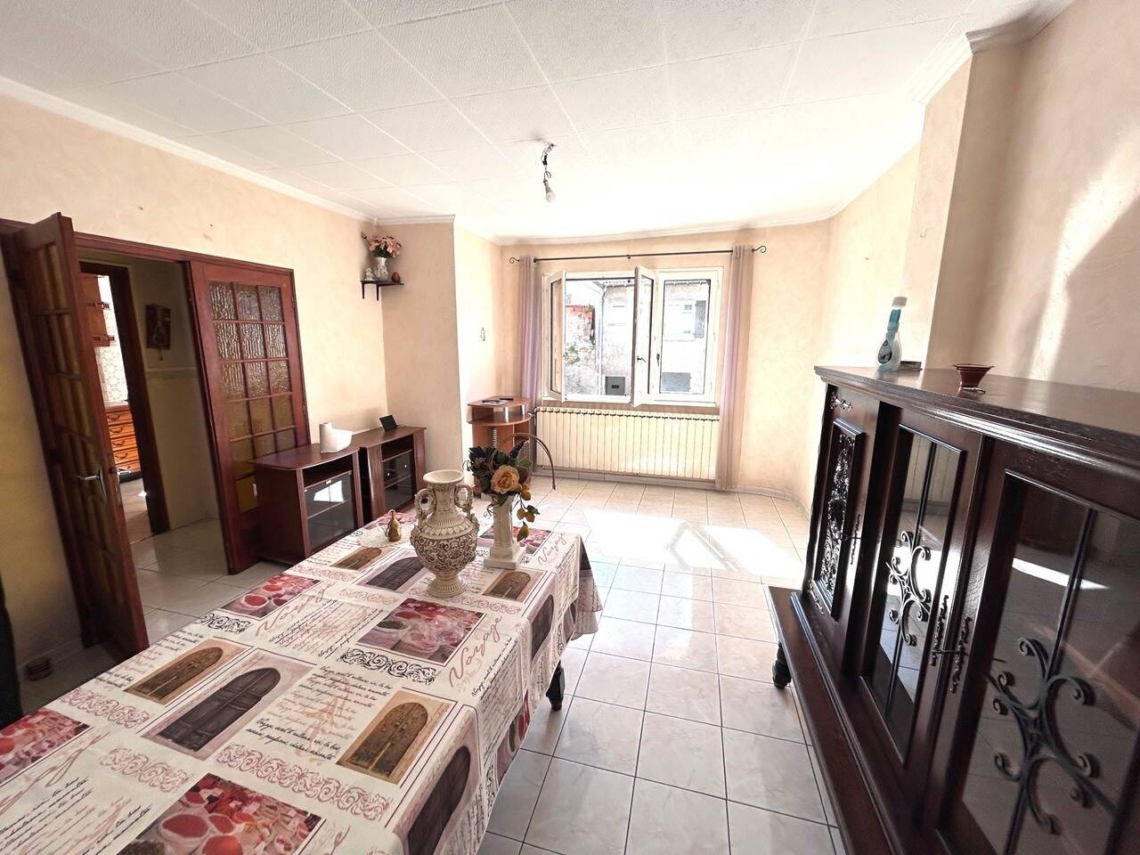 Maison à vendre, 144m², POUILLY SOUS CHARLIEU
