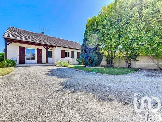 Maison de plain-pied à vendre 215 000 € 4 pièces 3 chambres 92 m² 485 m² de terrain Juvigny 51150