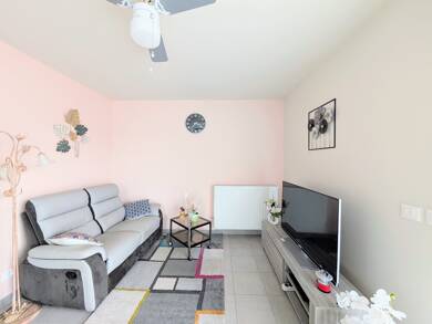 Appartement à vendre 240 000 € 3 pièces 2 chambres 61 m² Dernier étage, Étage 1/1 Est Hasparren 64240