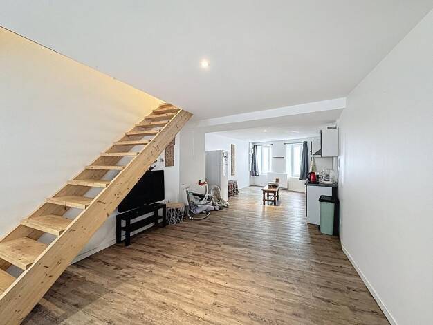 Maison à louer 810 € 4 pièces 3 chambres 95,1 m² disponible à partir du 16/06/2025 Châteaugay 63119